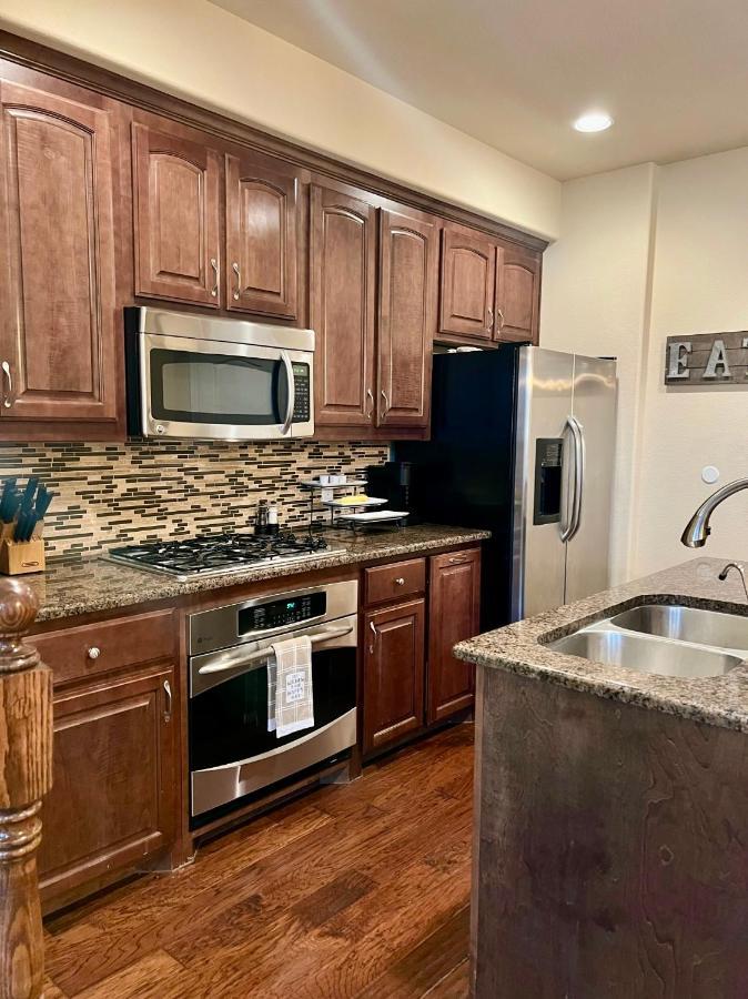 Villa Luxury Legacy West Townhouse Plano Exterior foto